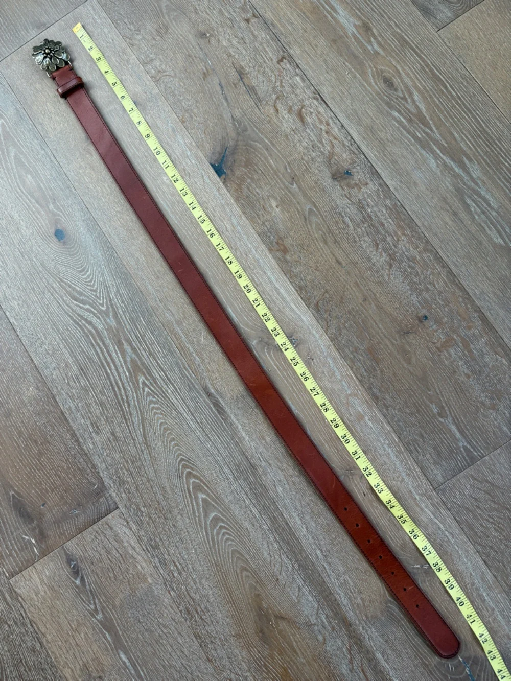 AMERICAN EAGLE Vintage Floral Buckle Leather Belt - Picture 4 of 5